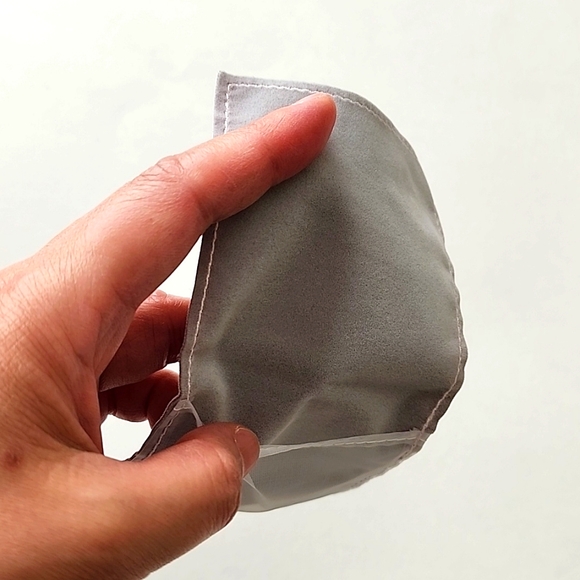 Dior Jewelry Pouch - Picture 3 of 5